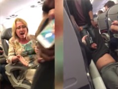 美国联合航空超卖机位保安强拖亚裔离机(组图视频)
