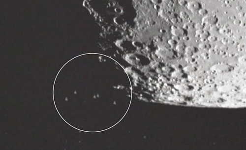 大规模的UFO舰队隐藏在月球后方？