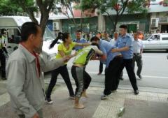 为什么中国人对中国人出手都特别狠(图)