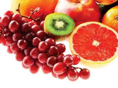 葡萄含有豐富的鈣，磷和鐵，以及多種維生素和氨基酸。