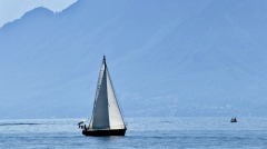 他賣掉公司大秀環遊世界但其實他早不在人世了……(組圖)