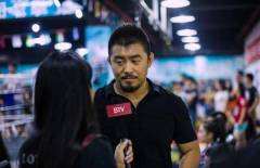 徐晓冬挑战武林遭封杀：戳穿皇帝新衣的不死也废了(图)