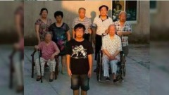 「最恐怖全家福」瘋傳男主角現身揭真相(圖)
