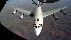 中共戰機東海攔截險釀禍美軍批外行(圖)