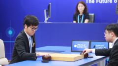 人機大戰全球關注中國官方禁直播(圖)