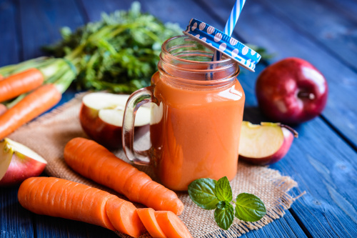 胡萝卜打成果汁更健康