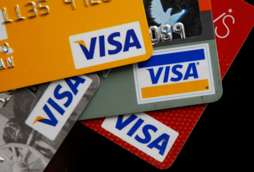 中國留學生偷信用卡被加拿大判遞解出境