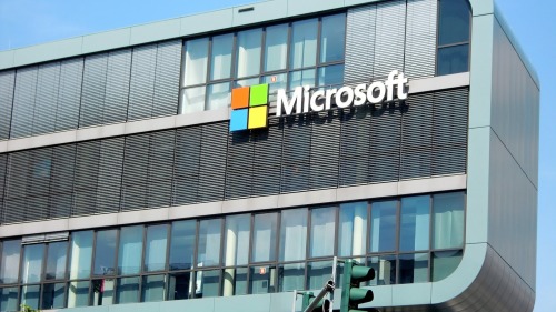 微软日前发布了一款为中国政府定制的Windows 10新版操作系统