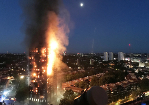 伦敦大厦大火