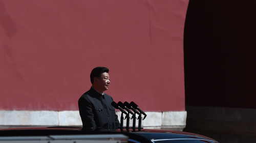 习近平在2015年北京阅兵式上。