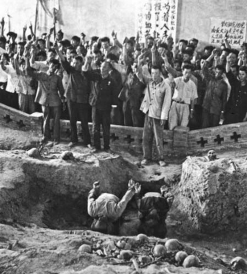 文革期間，北京大興縣批鬥「地富反壞」。