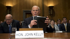 恐袭加剧美严查客机个人随身电子产品(图)