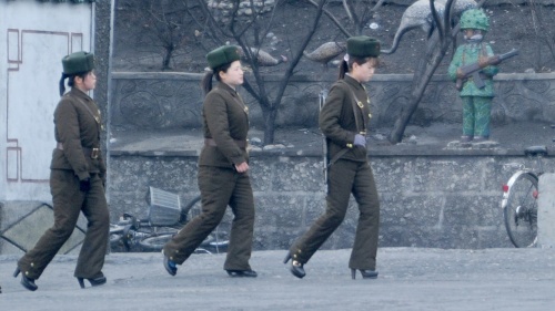 朝鮮巡邏的女兵