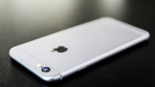 全球果粉無限期盼的蘋果iPhone 8手機還未上市，售價又成為新焦點