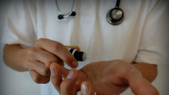 华裔医生迷奸女患者成癖被判50年监禁(图)