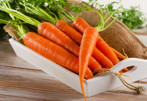 多吃胡蘿蔔能幫助排除體內瘀血。