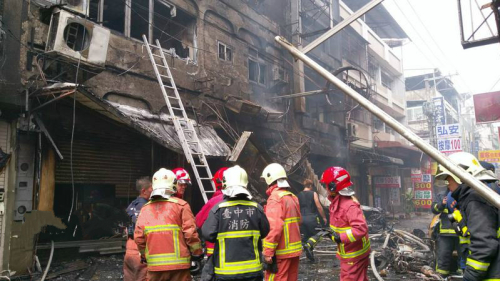 臺中市西屯區逢甲商圈一家餐廳7月18日中午發生氣爆，共造成15人受傷，1人死亡，事故現場一片焦黑。