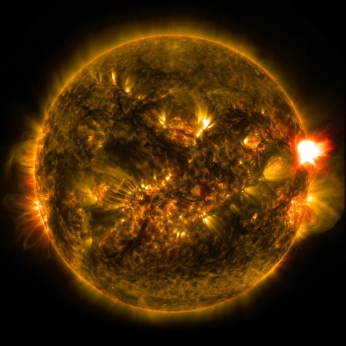 太陽發怒了釋放20年來最強能量！