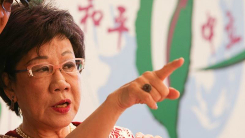 台湾前副总统吕秀莲首度对外透露，有意角逐2018台北市长选举。