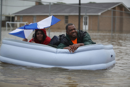 哈維颶風過後，洪水淹沒了休斯頓地區。