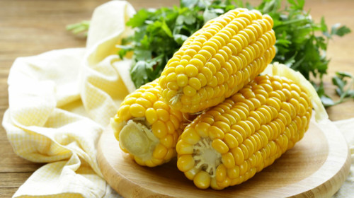 经常食用香精添加剂的玉米，会对人体肝、肾、大脑等器官造成严重危害！