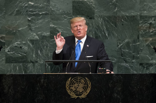 美國總統川普在聯合國大會發表演講。