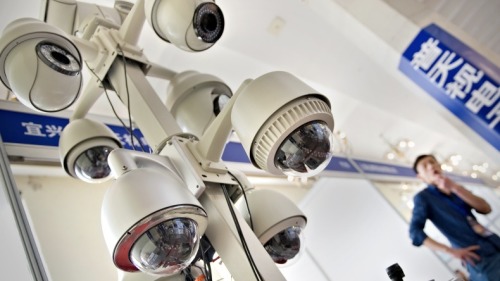 中國現有1.7億個監控攝像頭，在未來的三年裡，當局計畫再安裝約4億個新鏡頭