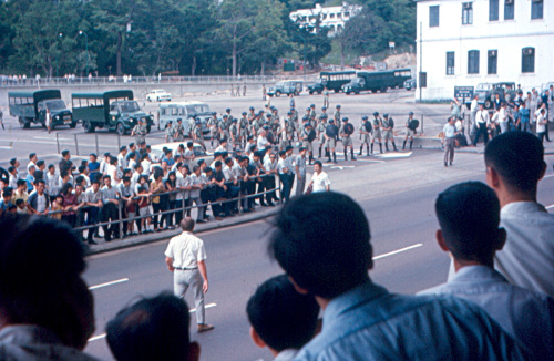 1967年中共渗透香港各界的左派发起六七暴动