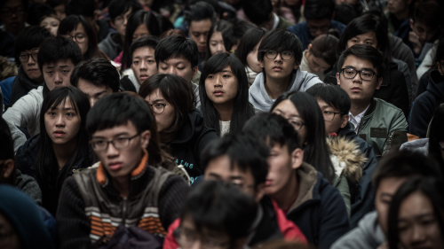 香港大學學生靜坐反對校方自我審查政治立場