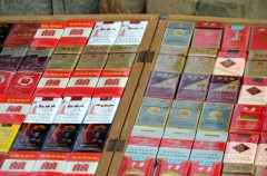 贼喊捉贼华裔走私香烟却向警方举报他人(图)