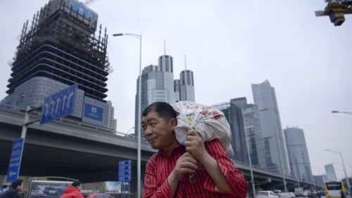中國經濟前景不妙，百姓要過苦日子。