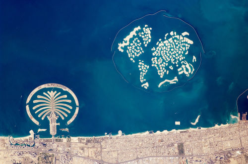 迪拜“外星人建的世界岛”的沉没