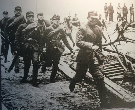 1938 抗战国军增援部队赶赴台儿庄