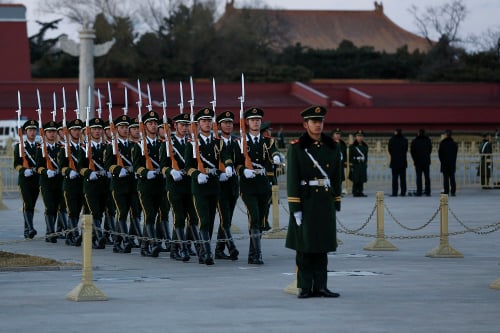 武警天安门国旗护卫队番号已取消，整体转隶军方三军仪仗队。