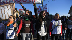 阿根廷金融全线崩盘会引发“蝴蝶效应”(图)