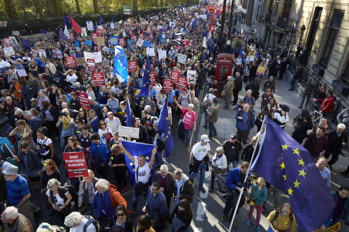 2018年10月20日，英國倫敦舉行迄今為止最大規模的反對脫歐遊行。
