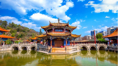 巨龙爪抓大梁正衰落的世道(图)