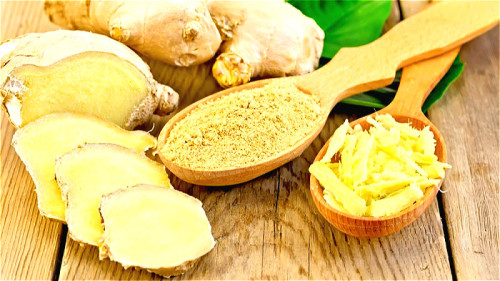 生姜是常见的调味品，也是一味很好的中药，适量食用有益健康。