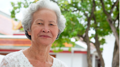 當妻子知道事情原委後淚崩了選擇原諒(組圖)