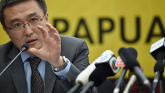 看客：中国外交官酷爱耍脾气(组图)