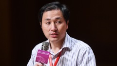 賀建奎現身香港迴避基因編輯敏感問題(圖)