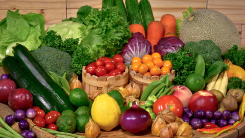 過年時可增加蔬菜水果的量。