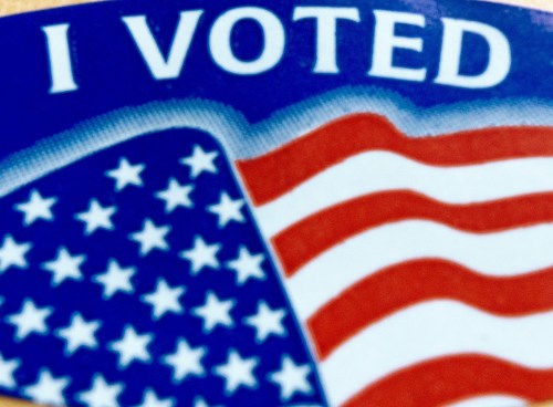 佛羅里達州將對參議員、州長中期選舉結果重新計票。