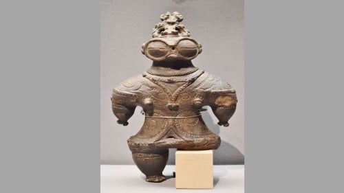 日本繩文時代的陶俑是以外星人為原型製作的？！