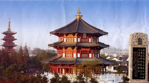 位于蘇州城外的寒山寺。