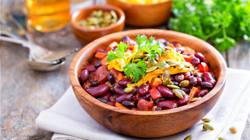 多吃豆類能起到有效的減肥作用。（