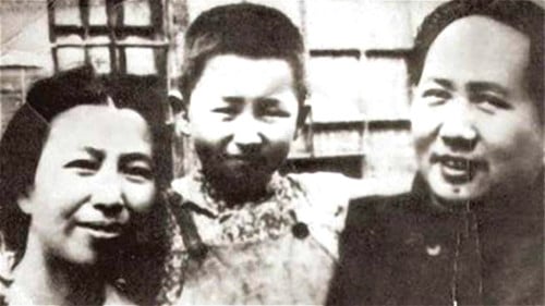 毛澤東 拋棄賀子珍 與江青同居