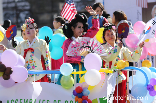 纽约各族裔近万人大游行 韩裔团体