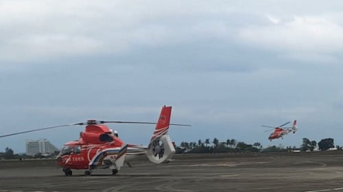臺空勤總隊6日再派遣海豚直升機前往蘭嶼搜索失事直升機。
