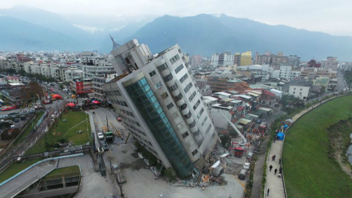 花莲县目前已知有4栋大楼倒塌。